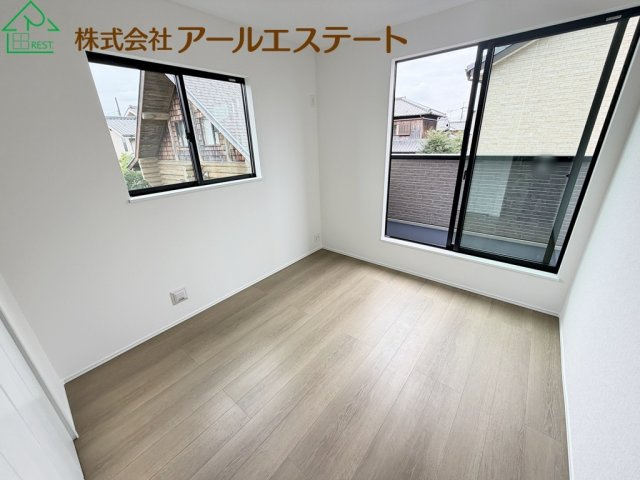 加古川市東神吉町出河原　　新築戸建の寝室