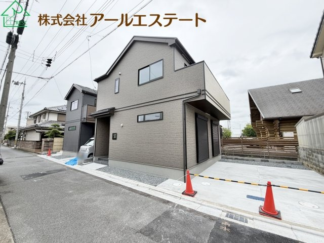 加古川市東神吉町出河原　　新築戸建の外観