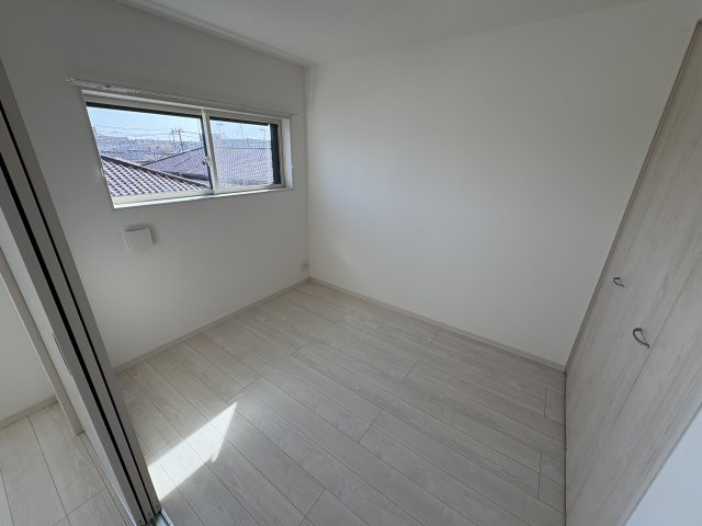 神戸市垂水区城が山５丁目のアパートの寝室