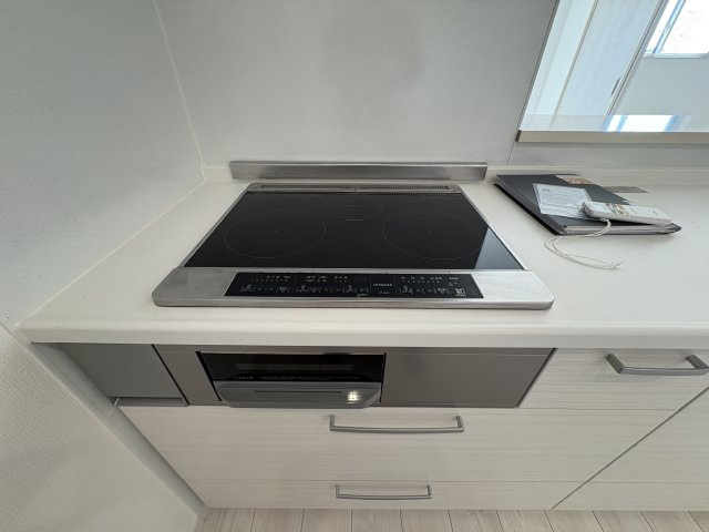 神戸市垂水区城が山５丁目のアパートのキッチン