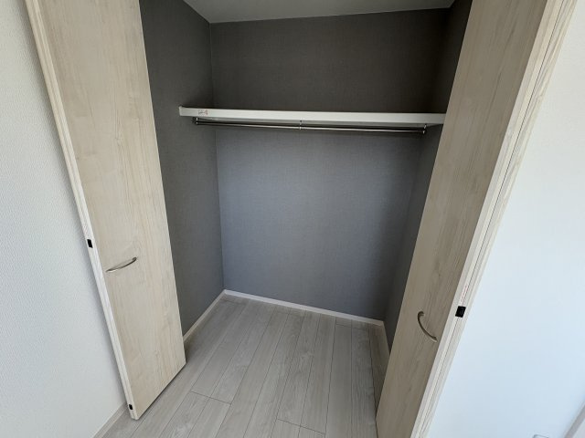 神戸市垂水区城が山５丁目のアパートの収納