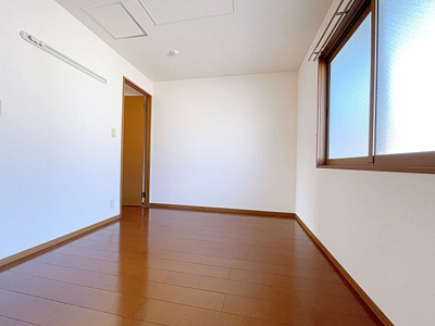 【居間・リビング】 | TYPHOON【名古屋市賃貸・エアコン付】