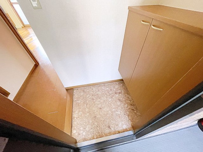 【玄関】 | TYPHOON【名古屋市賃貸・エアコン付】