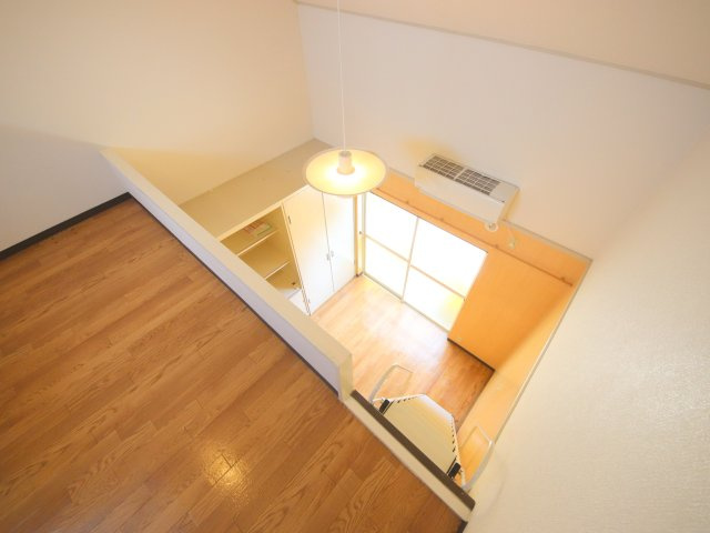 シングルモアの内装