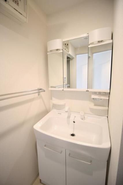 ノールお茶の水の洗面所