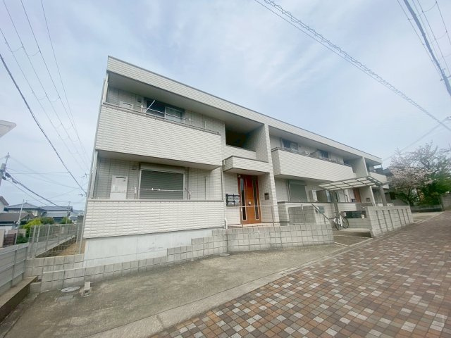 メゾングランデュールの外観