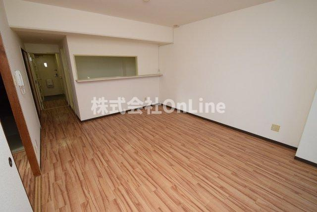 ライラック上本町の洋室
