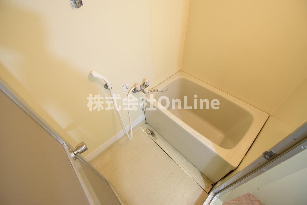 ライラック上本町の浴室