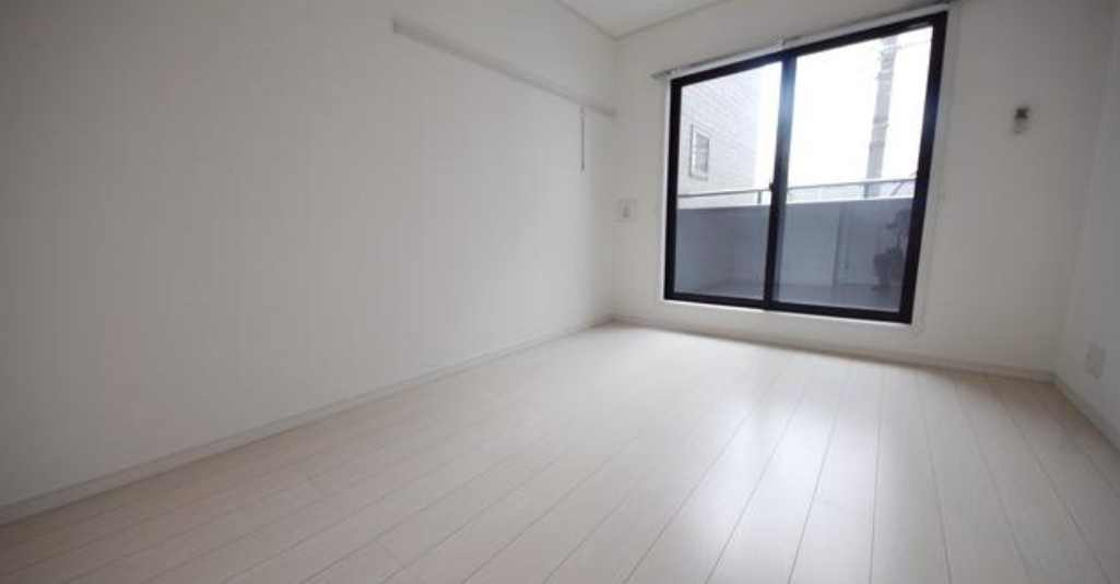 ＬＡＵＲＥＬ柴又の居間・リビング