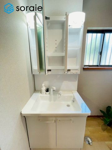 入間市東町7丁目　中古戸建の独立洗面台|3/23撮影