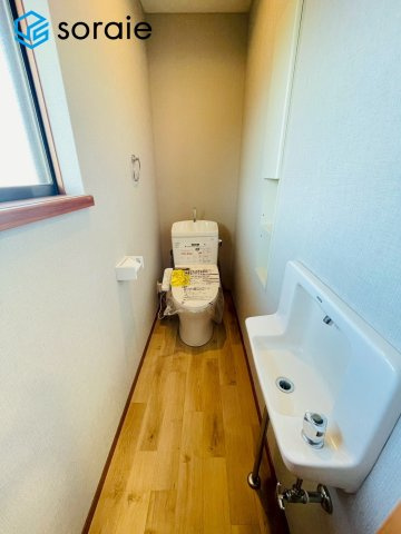 入間市東町7丁目　中古戸建のトイレ|3/23撮影