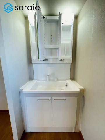 入間市東町7丁目　中古戸建の独立洗面台|3/23撮影