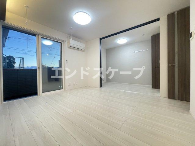 コンフォート岩押の居間・リビング|高崎、前橋エリアのお部屋探しはエンドスケープまで！お客様の理想お聞かせ下さい♪