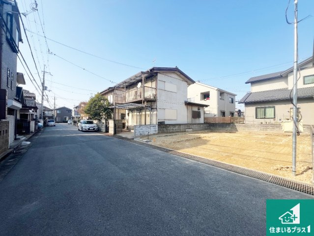 加古川市尾上町口里　第11期　新築一戸建ての前面道路含む現地写真|周辺は落ち着いた街並みの住宅地！子育てがしやすい住環境です！まだ未完成ですが、現地でしかわからない事もございます。是非一度ご覧ください。