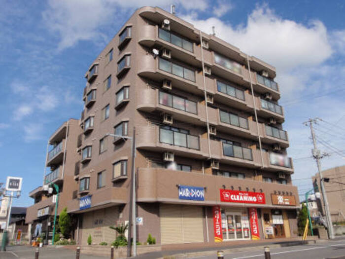 アレックス千葉寺の外観