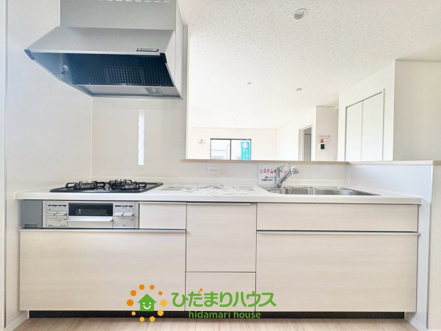 幸手市西第７　新築一戸建て　03　クレイドルガーデンのキッチン|2026/8/28　撮影