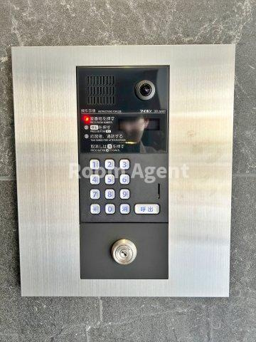 ルフレイユ 泉 久屋大通公園のエントランス