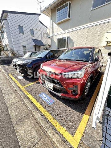 エクセル八雲の駐車場