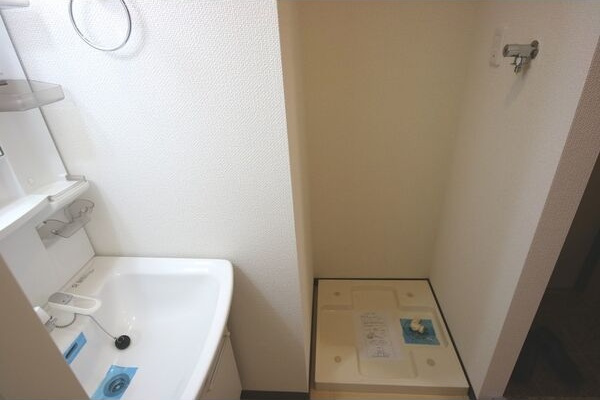 La　Douceur伏見の独立洗面台