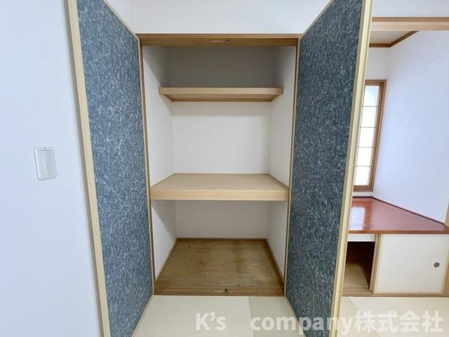 ●藤沢市打戻　中古戸建の収納|和室の押入れ収納◇