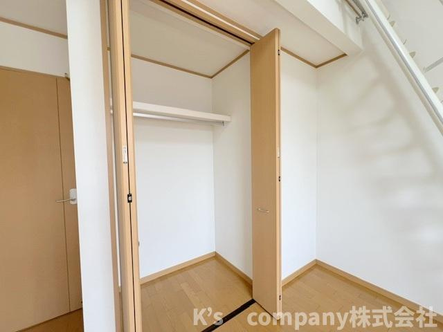 ●藤沢市打戻　中古戸建の収納|洋室の収納スペース◇