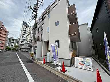 西区東観音町の前面道路含む現地写真
