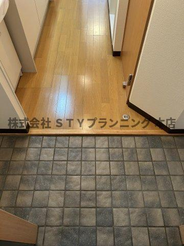 仲介手数料０円！クレスト覚王山の玄関