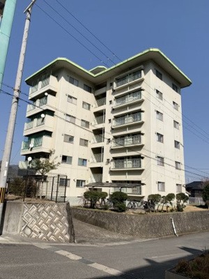 【外観】 | グリーンハイツ西山 | 外観は落ち着いています