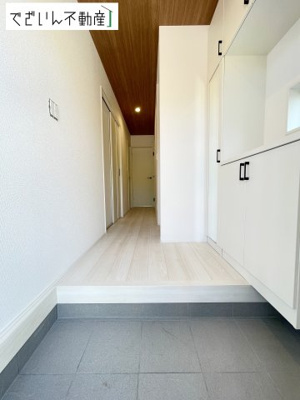 【玄関】 | GRAFARE 嵐山町志賀 4期　新築住宅 | 現地(2026年7月撮影)