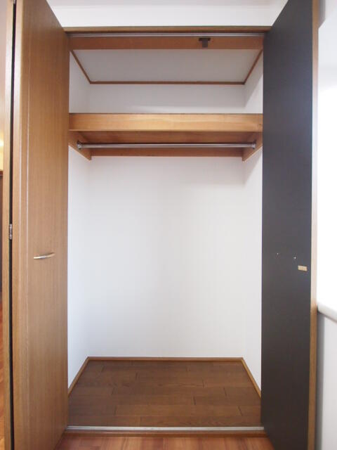 収納はしっかり奥行があります。