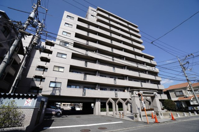 【外観】 | 【上質リノベ】フローレンス八木駅前 | 現地（2026年3月16日10：00頃）撮影