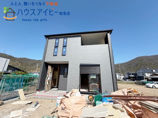 【外観】 | 岐阜市日野南新築戸建限定1邸！ワイドなインナーバルコニー！パントリー収納あります♪ | 岐阜市日野南新築戸建限定1邸！ワイドなインナーバルコニー！パントリー収納あります♪
