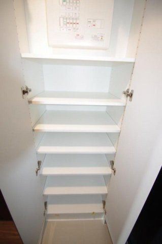 アビタ住吉 の玄関