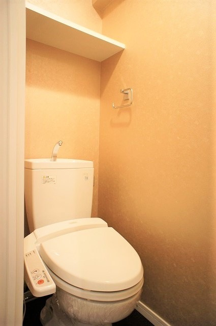 新品家具付きマンション博多駅前31B(KaGood福岡)のトイレ