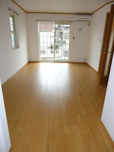 ロコ　ＭＫ　　刈谷市近郊の賃貸はクラスホームの居間・リビング