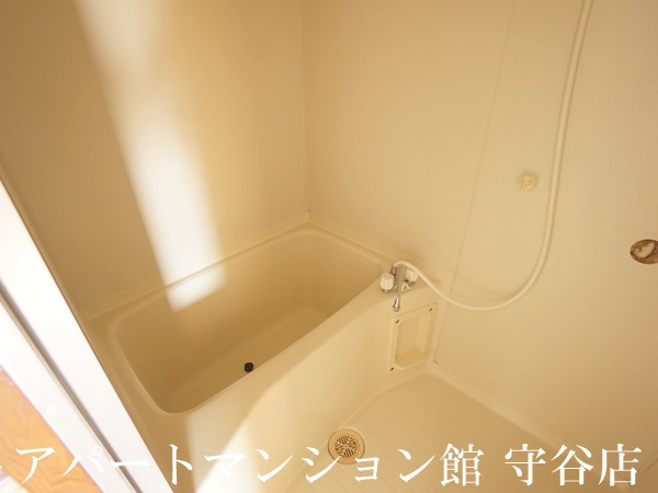 小泉ハイムの浴室|反転です