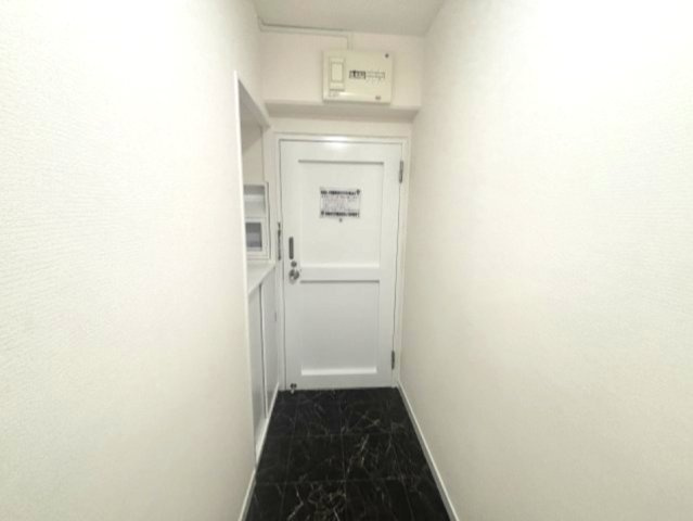 御影プライムハイツの玄関