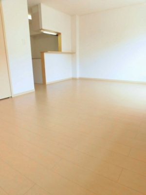 【居間・リビング】 | ＩＳＹ４８Ⅰ | こちらの居間で趣味の時間をお楽しみください