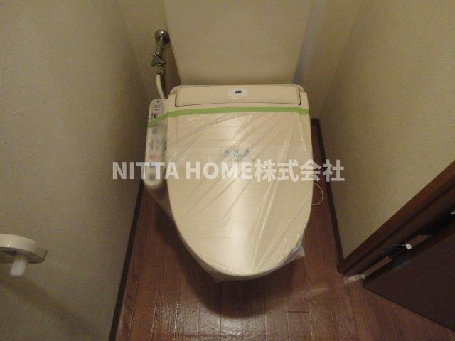 丹波篠山市西新町のアパートのトイレ|ウォシュレットも付いています◎