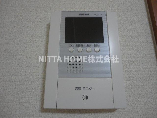 丹波篠山市西新町のアパートのセキュリティ|来客時の対応に安心のＴＶインターホン◇