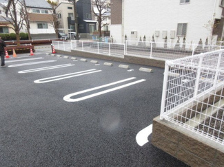 【駐車場】