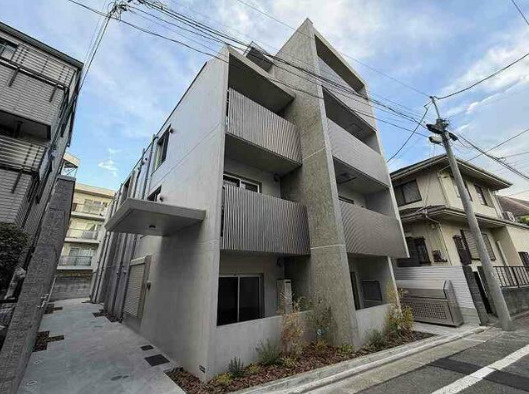 ＴＡＳＵＫＩ　ＲＩＣＨＥＳＳＥ洗足