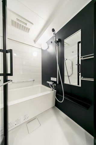 ミリアレジデンス新宿御苑の浴室|※写真は同タイプ住戸です。