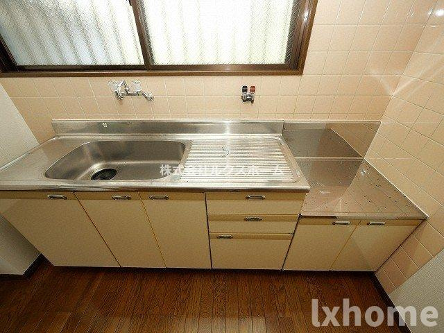 チサトマンションのキッチン|キッチンでお料理をお楽しみください