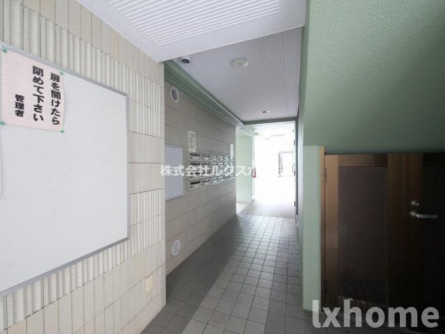 チサトマンションのエントランス|清潔なエントランスです