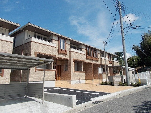 グランソレイユ　イースト