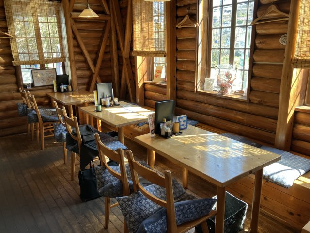 【ロビー】 | 柿生駅徒歩25分 最寄りバス停徒歩1分 町田市三輪町貸店舗 1-2階 33.89坪