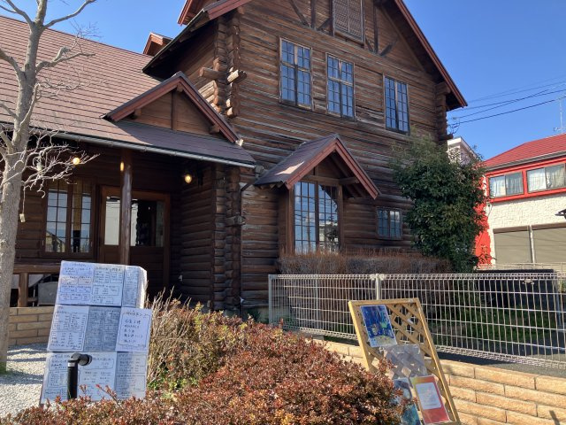 【外観】 | 柿生駅徒歩25分 最寄りバス停徒歩1分 町田市三輪町貸店舗 1-2階 33.89坪