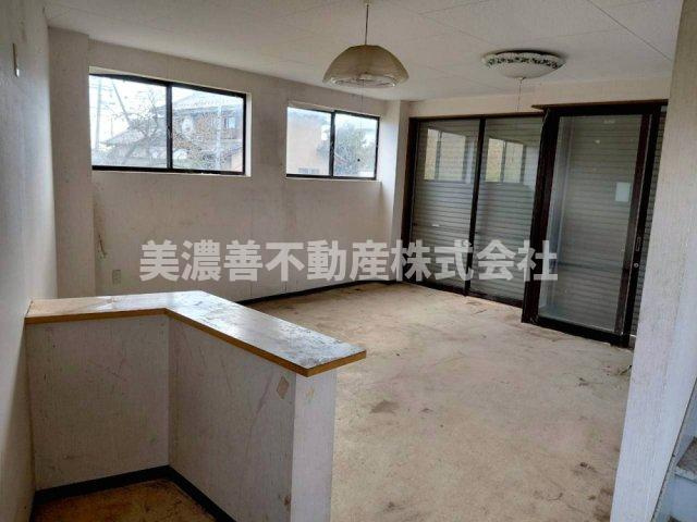 ６６７１８　養老郡養老町栗笠中古戸建ての内装