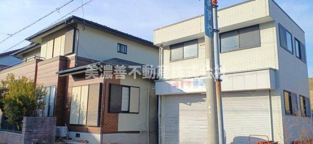 ６６７１８　養老郡養老町栗笠中古戸建ての外観